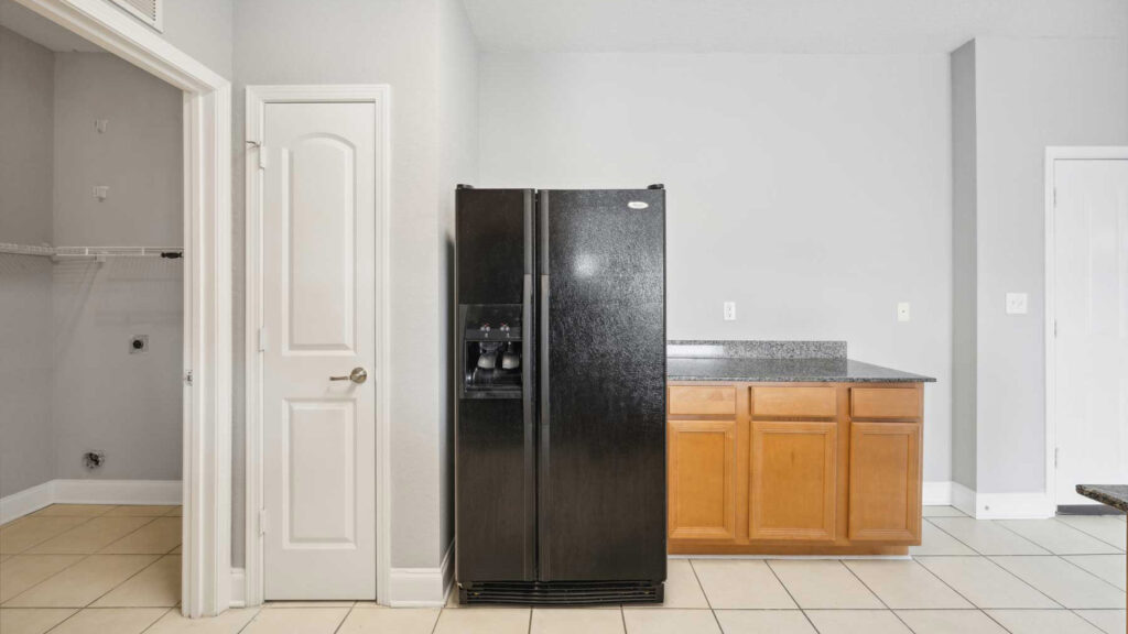 Warner series unit kitchen with pantry